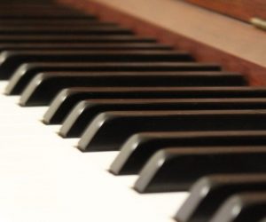 ショパンの部屋から～泉の森会館